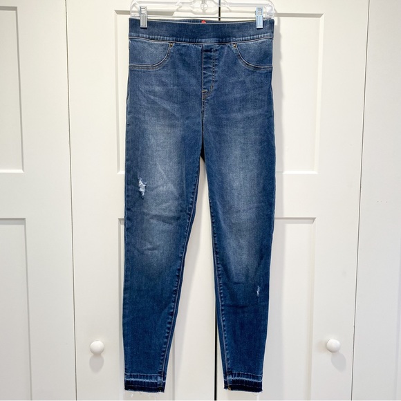 Spanx Distressed Ankle Skinny Jean - Picture 1 of 8
